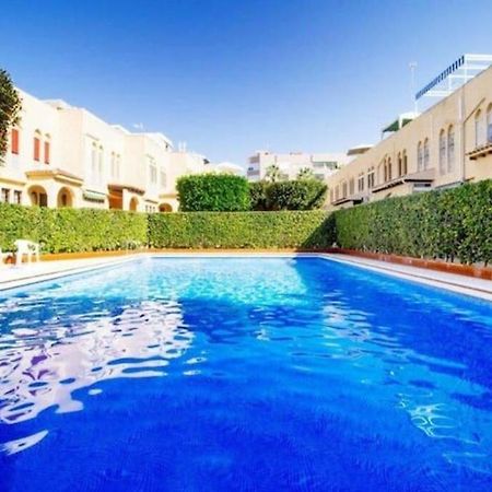 Villa Magerit, Entire Home 5 Minutes Easy Walk To Sandy Beach La Mata  Exteriör bild