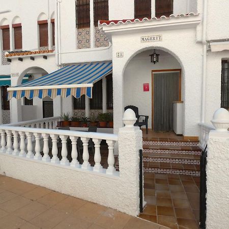 Villa Magerit, Entire Home 5 Minutes Easy Walk To Sandy Beach La Mata  Exteriör bild